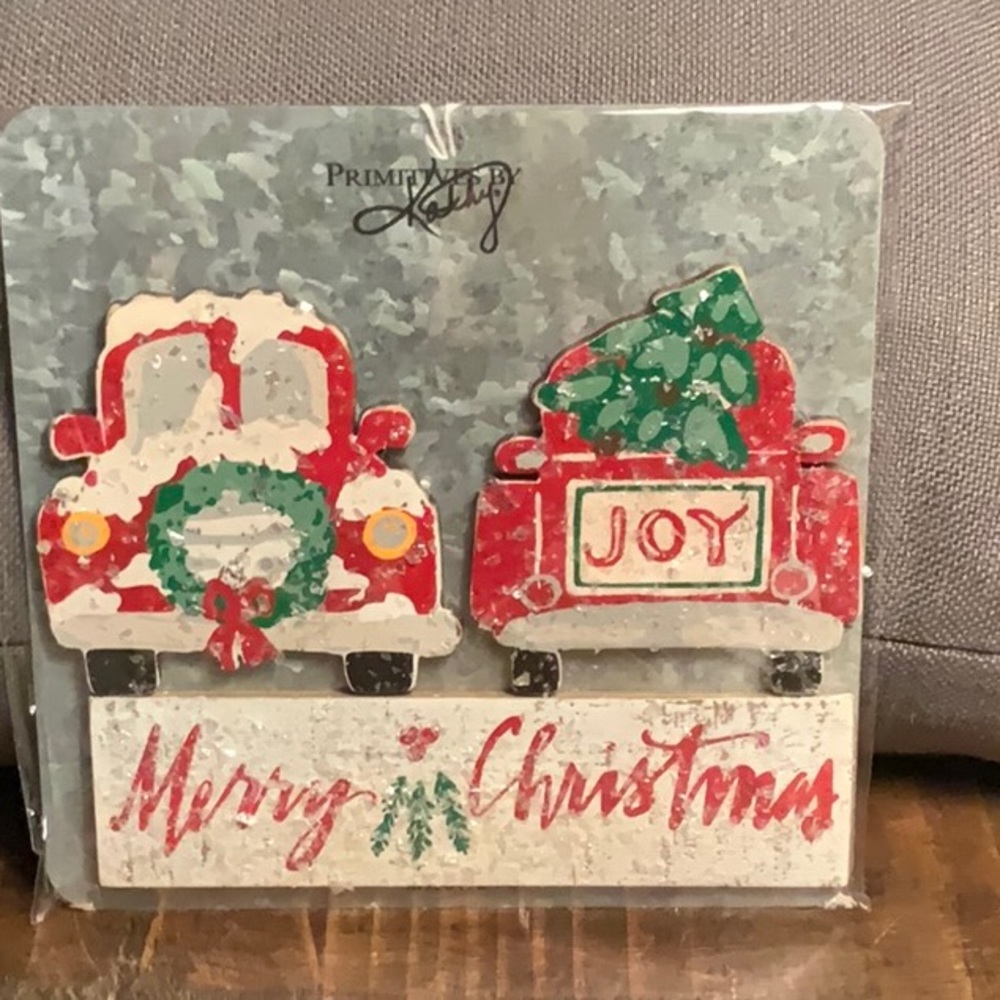 NWT Holiday Red Truck Magnets
